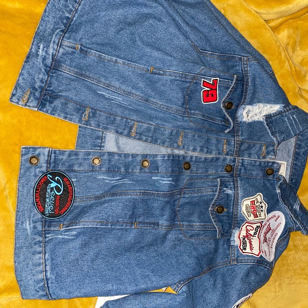 Perfect jean jacket - Picture 2 of 3